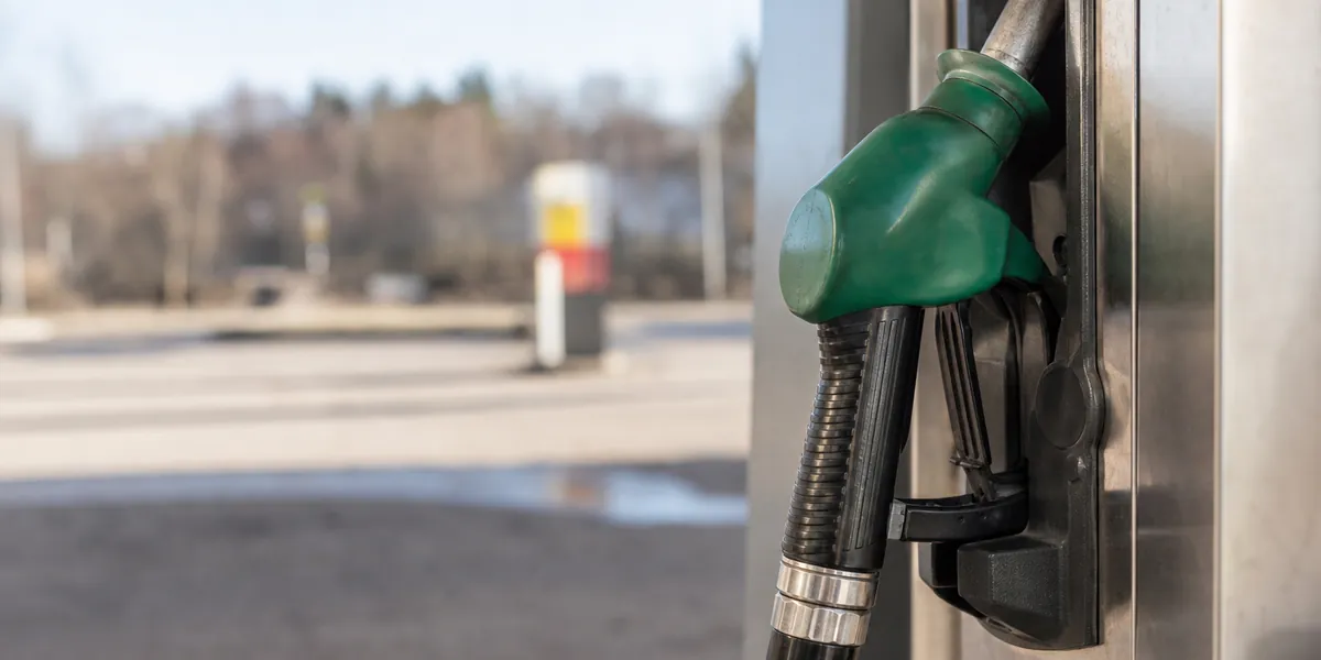 Så fungerar reduktionsplikten för bensin och diesel 2026